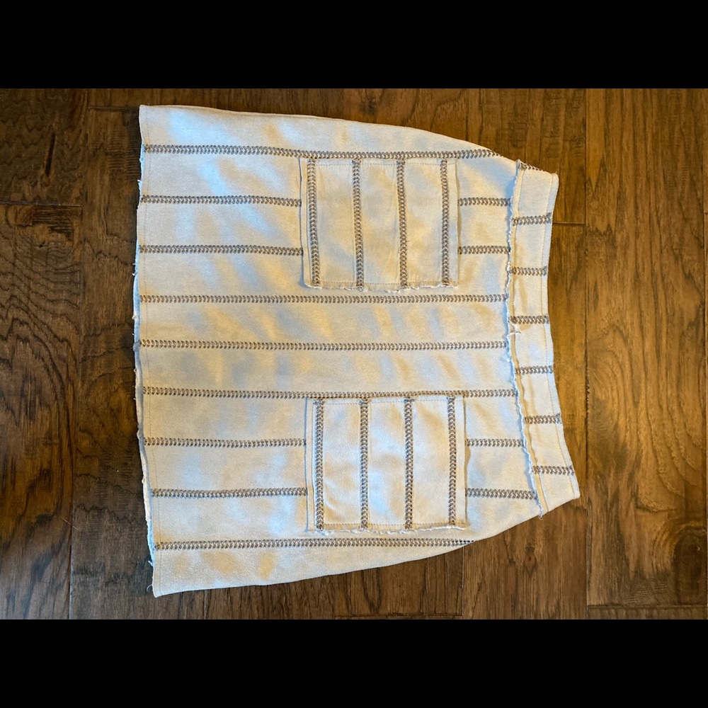 Suede Skirt with stitching